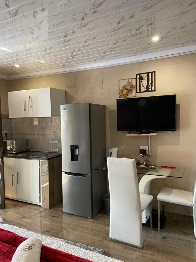 Nsuku Bed And Breakfast Thulamahashi Luaran gambar